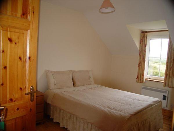 The Skellig Lodge & Hostel Ballinskelligs Exterior foto